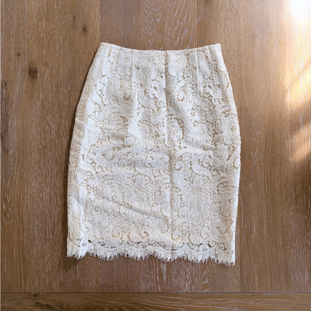 Ellen Tracy Cream Lace Pencil Skirt size 2